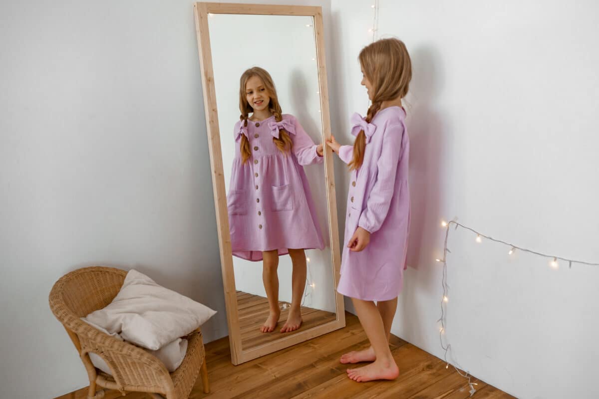 Petites princesses du quotidien : le charme des robes pour fillettes
