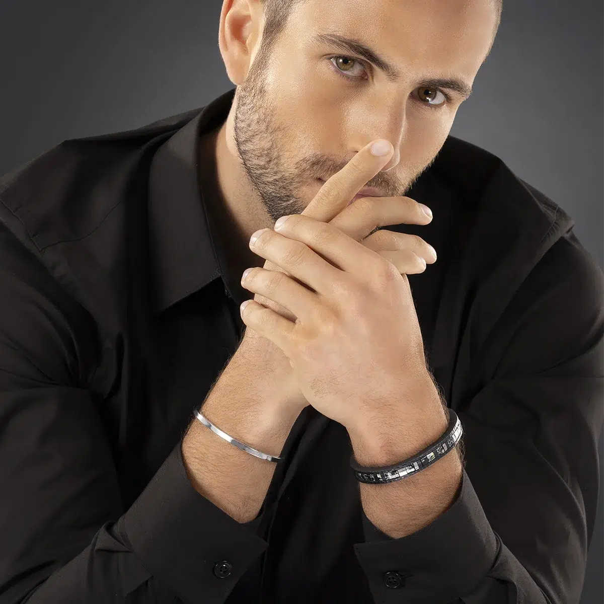 Les bracelets en argent, comme ceux proposés par Jourdan Bijoux, sont le nouveau best-seller chez les hommes