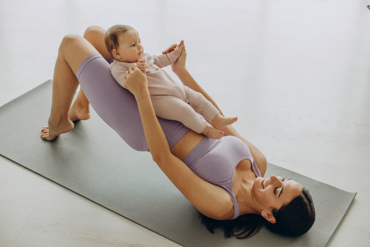 Votre santé, votre priorité : le yoga avec bébé est un moment précieux. Assurez-vous de choisir des produits respectueux de la santé pour cette expérience unique.