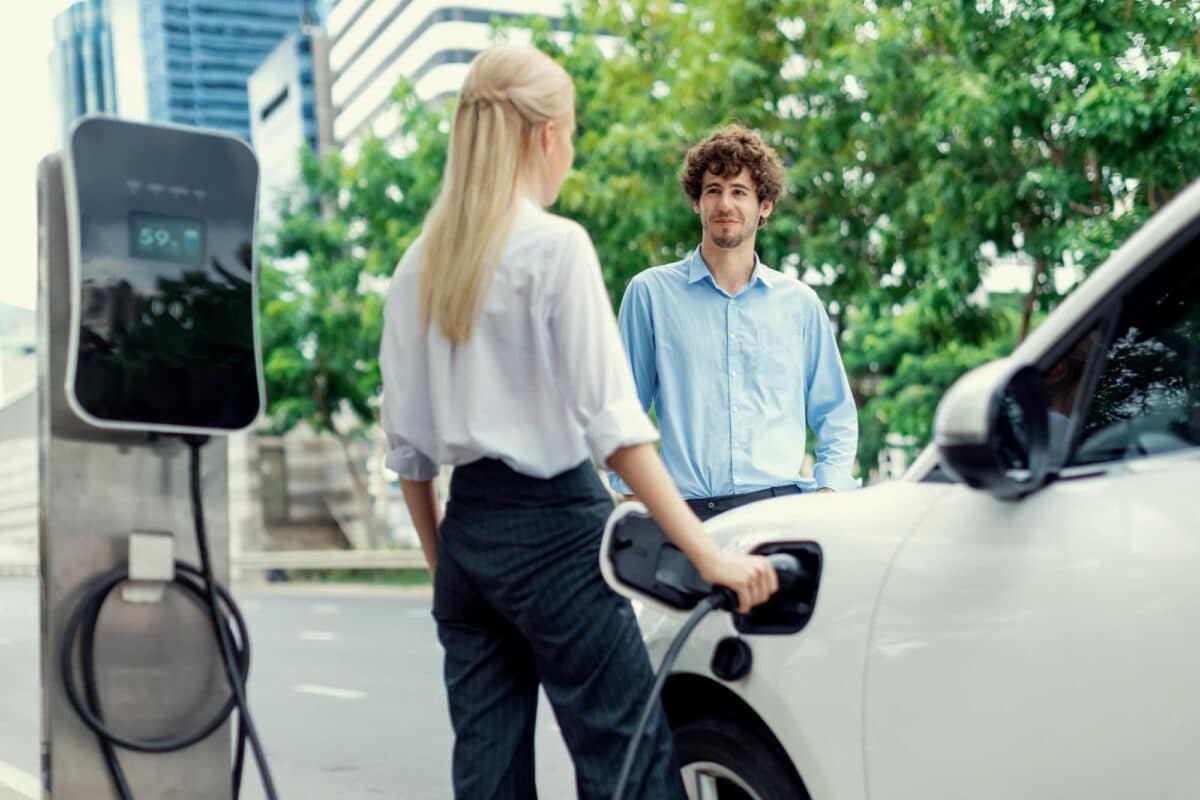Passer à l’auto électrique : le moment est-il venu pour vous ?