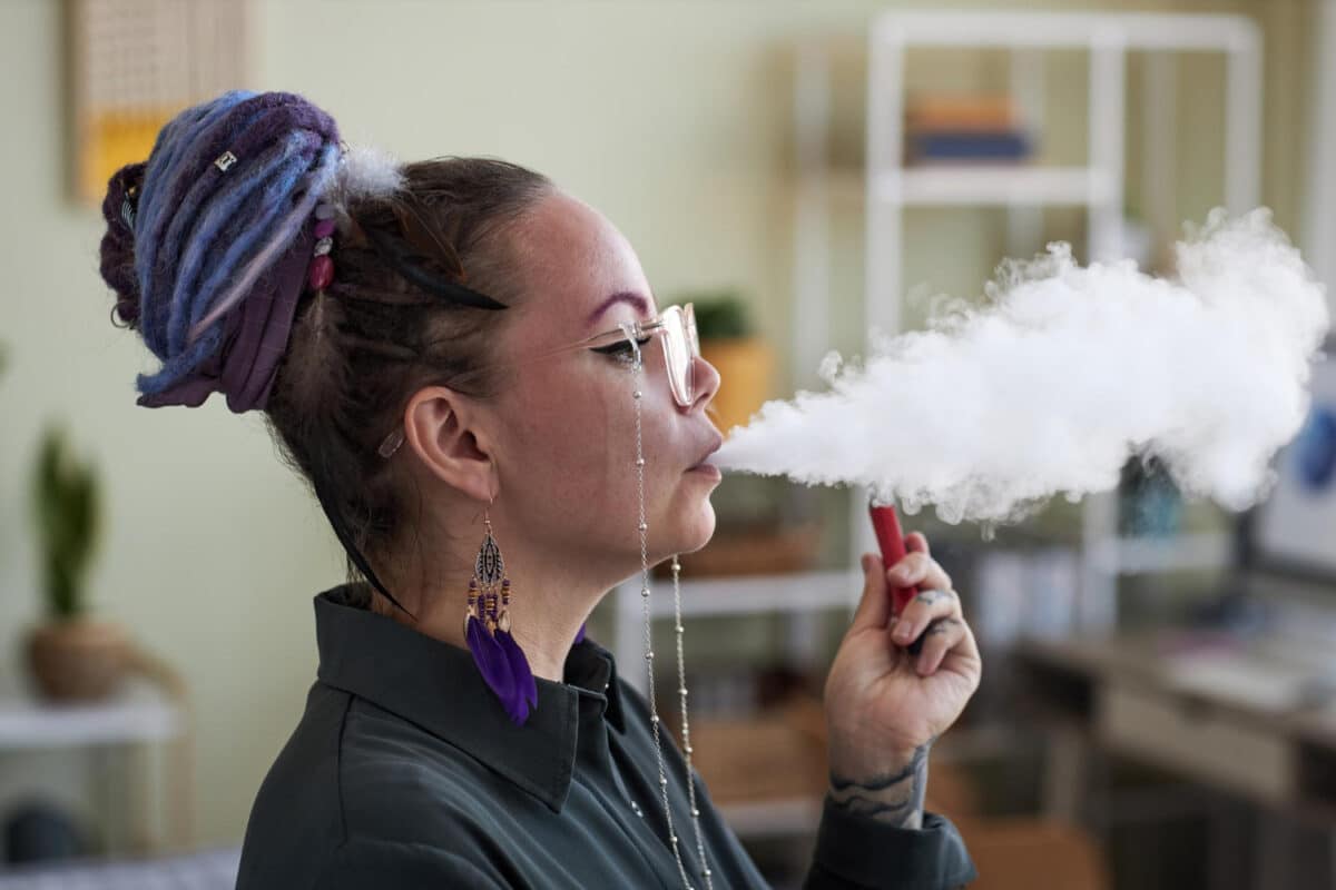 Vape : une pétition pour sauver un secteur sous pression, entre espoir et incertitudes sanitaires